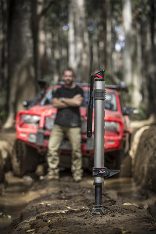 ARB - ARB Hydraulic Recovery Jack; 9 Locating Points; Maximum Capacity 4410 lbs; - 1060001 - MST Motorsports